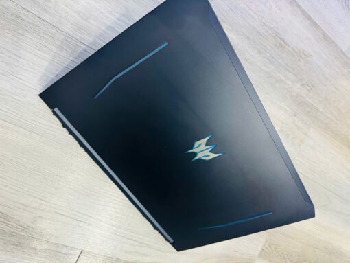 Acer Predator Helios 300 PH315 53 70U6 (i7-10750H/16/512/RTX 2060 6GB/FHD 100%sRGB 144Hz)